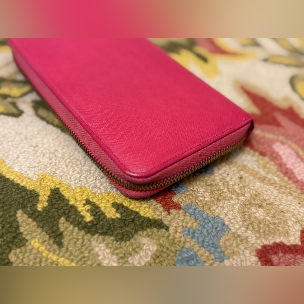 PRADA Saffiano Lux Leather Barbie Peonia Pink Continental Zip-Around Wallet - Picture 16 of 16